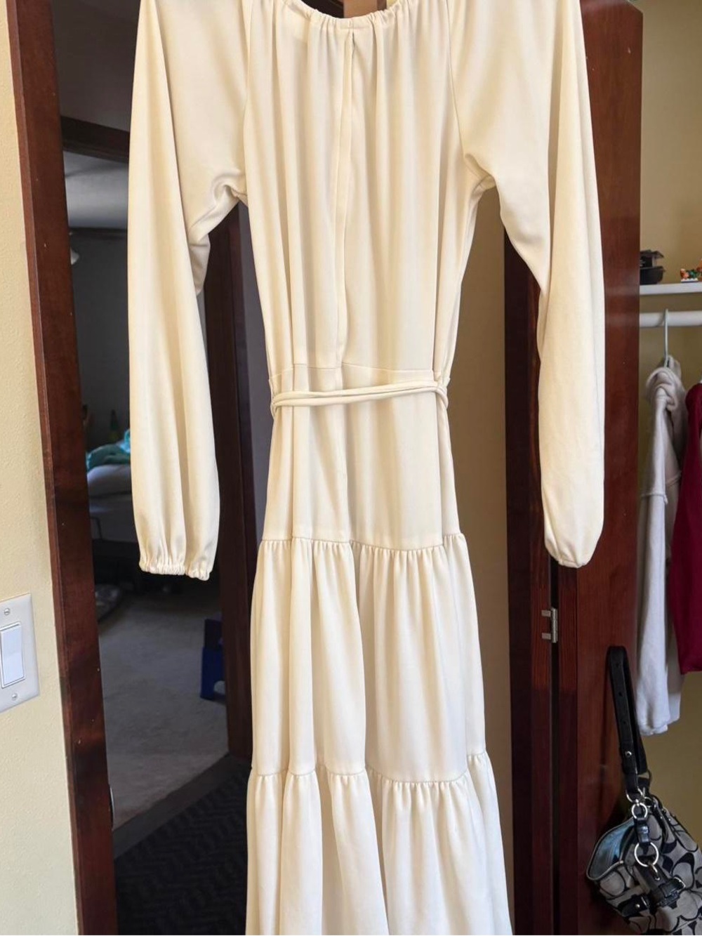 Women's Cream Tiered Long Sleeve Maxi Dress
